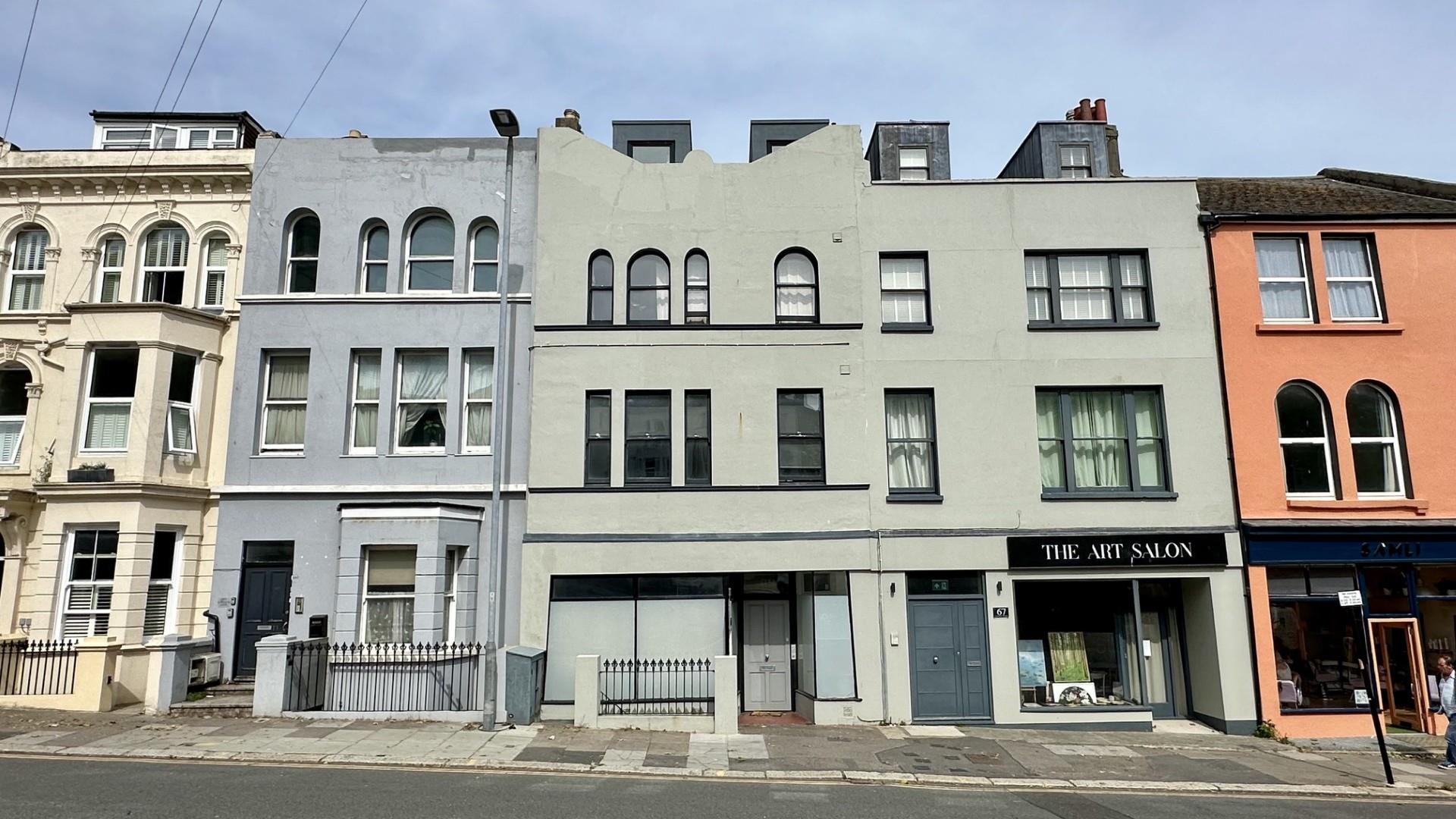 3 bed property in London Road, St. Leonards-On-Sea